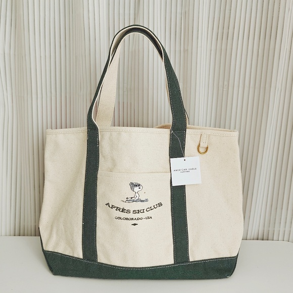 New American Eagle Peanuts Snoopy Fall Holiday Ski Club Canvas Tote Bag - Picture 1 of 3